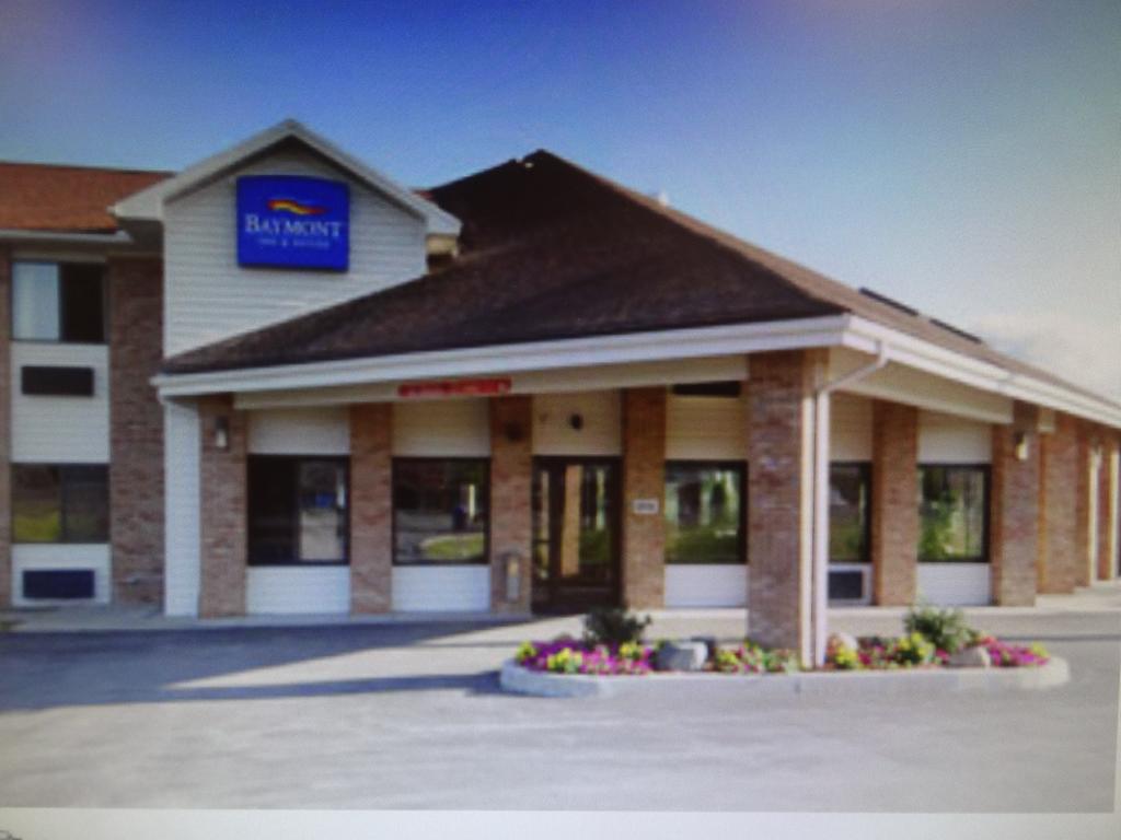Baymont By Wyndham Port Huron Buitenkant foto